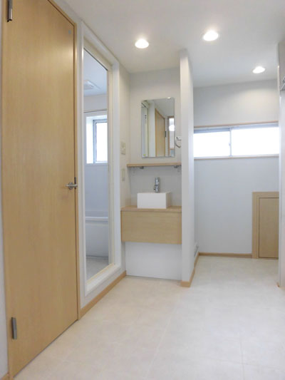 賃貸物件を明るくナチュラルに全面リフォーム